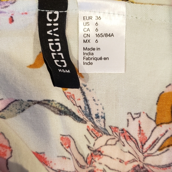 Divided By H&M Floral Womens Dress - Picture 4 of 6